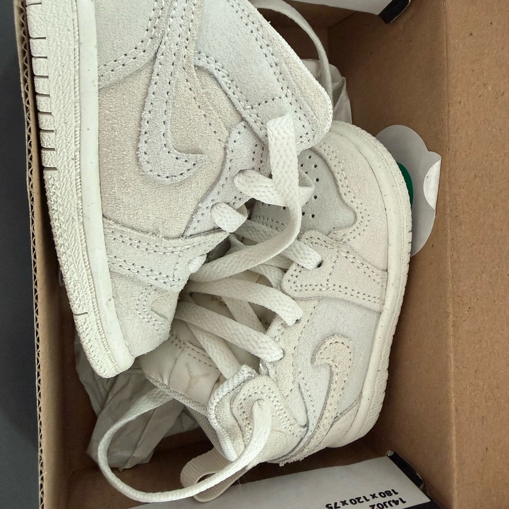 Jordan Kids Cream Sneakers